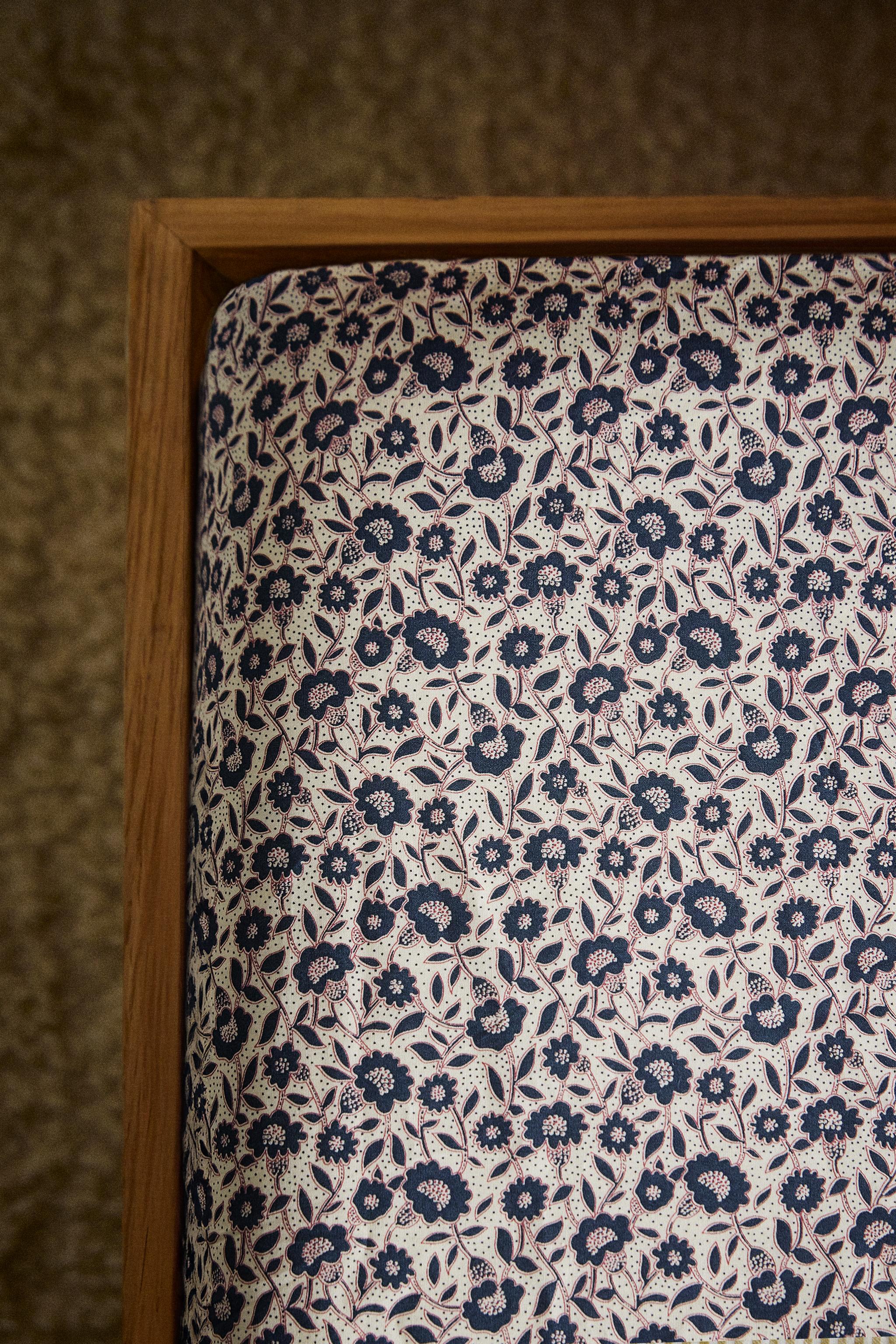 KIDS FLORAL COTTON FITTED SHEET